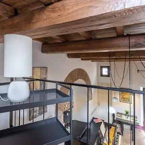https://musician-home-al-colosseo-fori-imperiali.it-romehotels.com