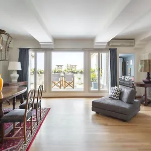 https://attico-canal-grande-a-palazzo-contarini-corfu.hotelslidodijesolo.com